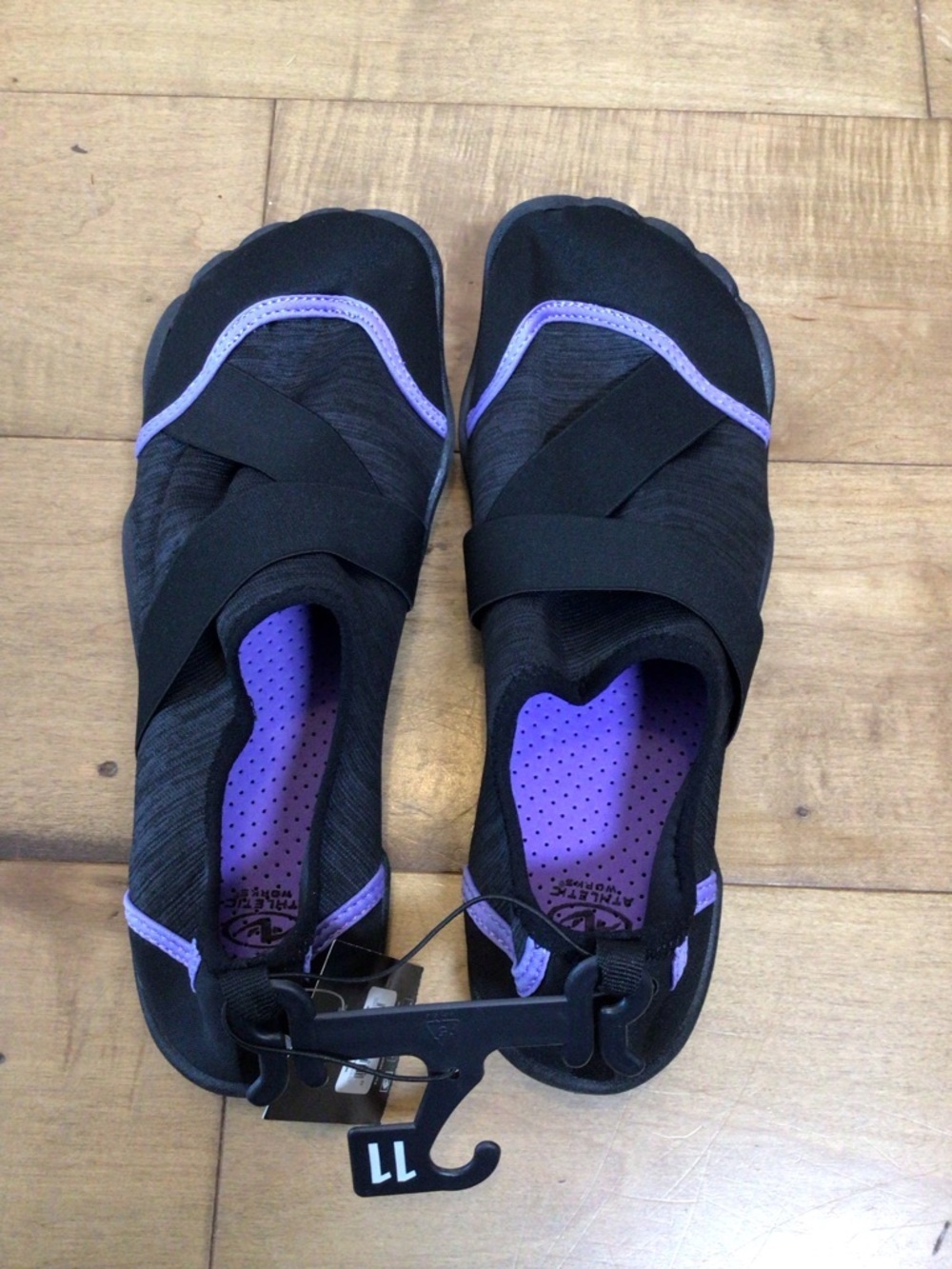 Athletic Works Women’s Five Toe Water Shoes Size 11 Black Lavender Beach Pool. - Picture 6 of 10